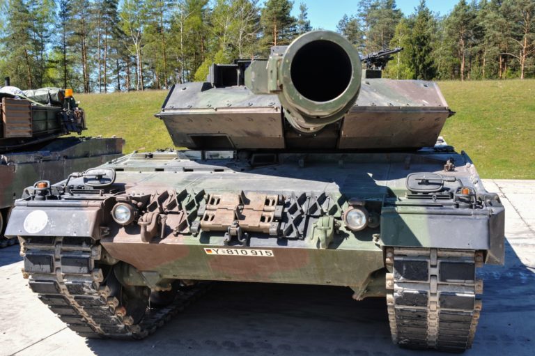 picture-shows-a-german-army-leopard-2a6-participating-d82f5c